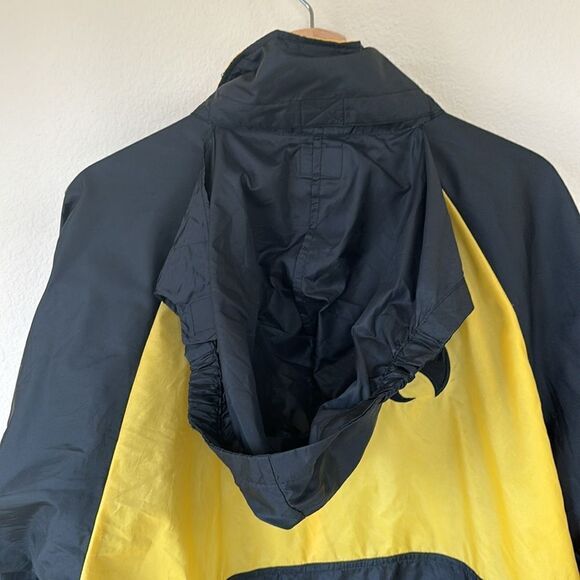 Vintage Reebok Iowa Hawkeyes‎ Pullover Black Windbreaker coat Tailgate Small - Picture 5 of 9